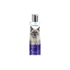 Eurowet Cat Shampoo Шампунь с маслом лаванды и витамином Е для кошек, 200мл